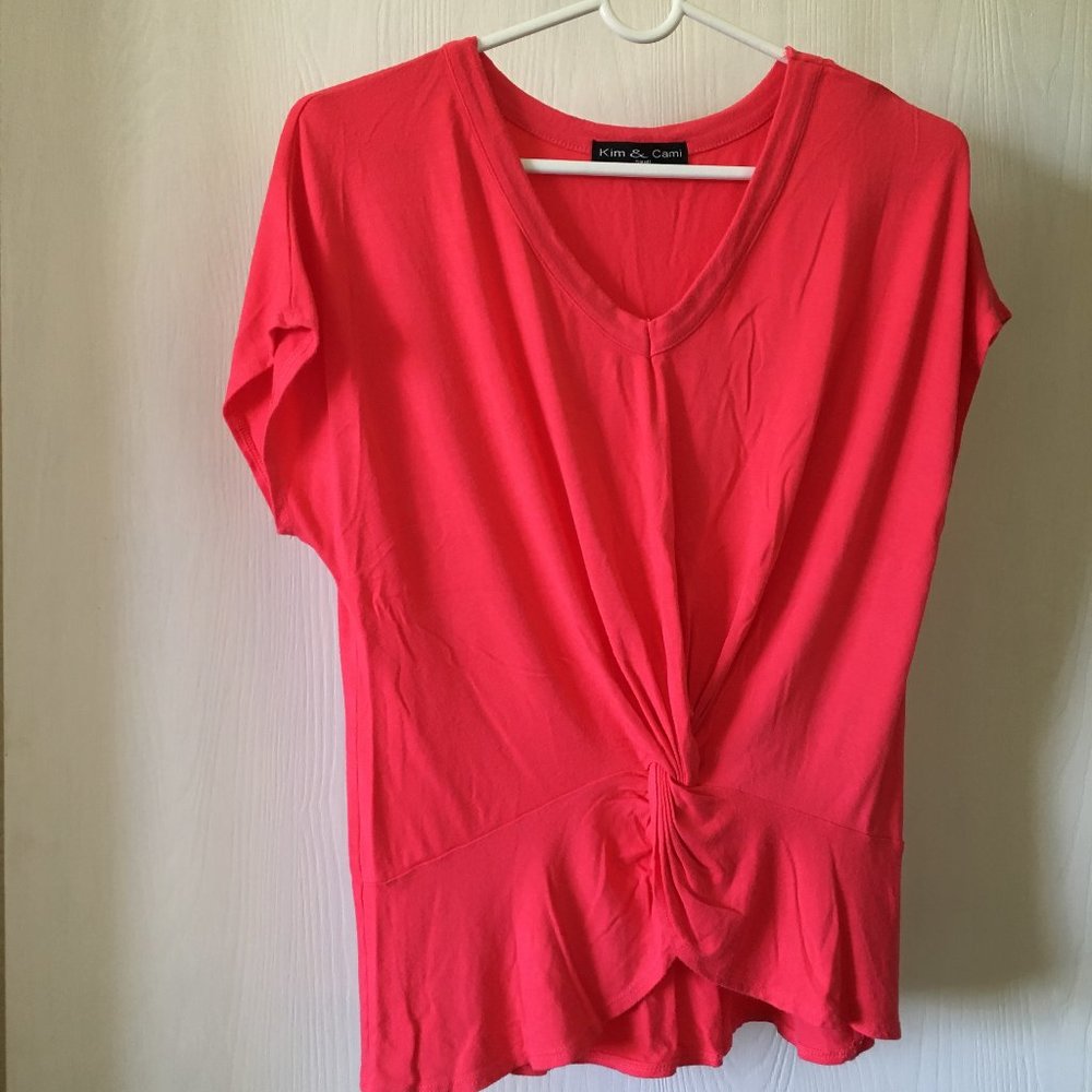 Kim & Cami red shirt. Size S.
